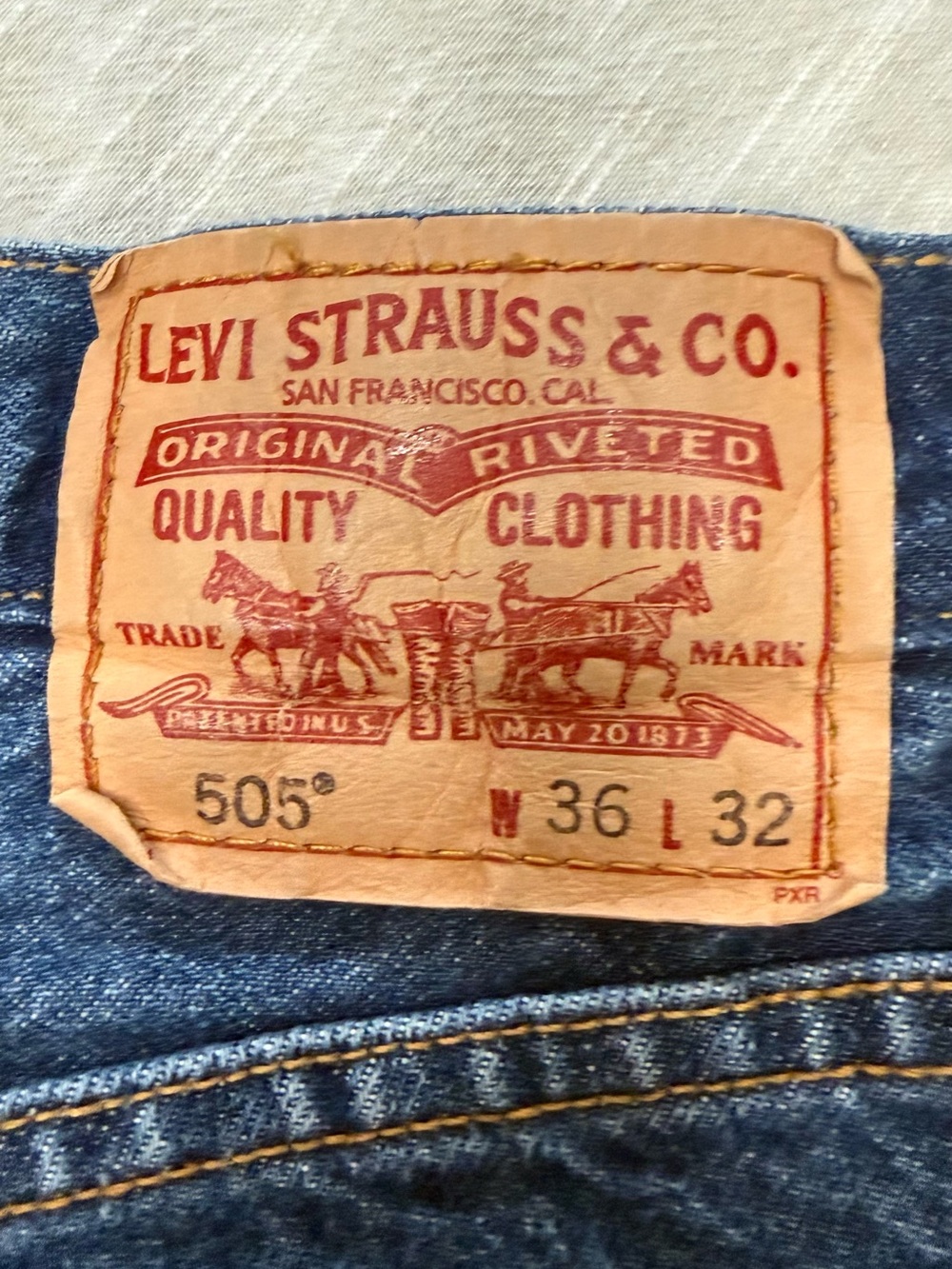 Levi's Men’s 505 Straight Jeans in Blue size 36 x 32